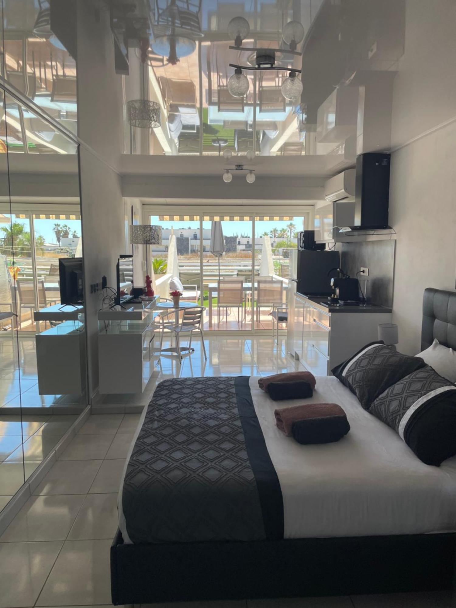 The Naturist Glamour Suite Agde Exteriör bild